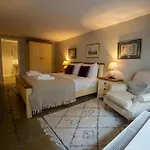 Hammerhole Дом отдыха *