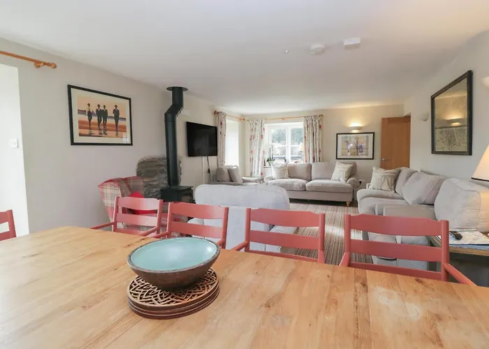 Hammerhole 度假居 *